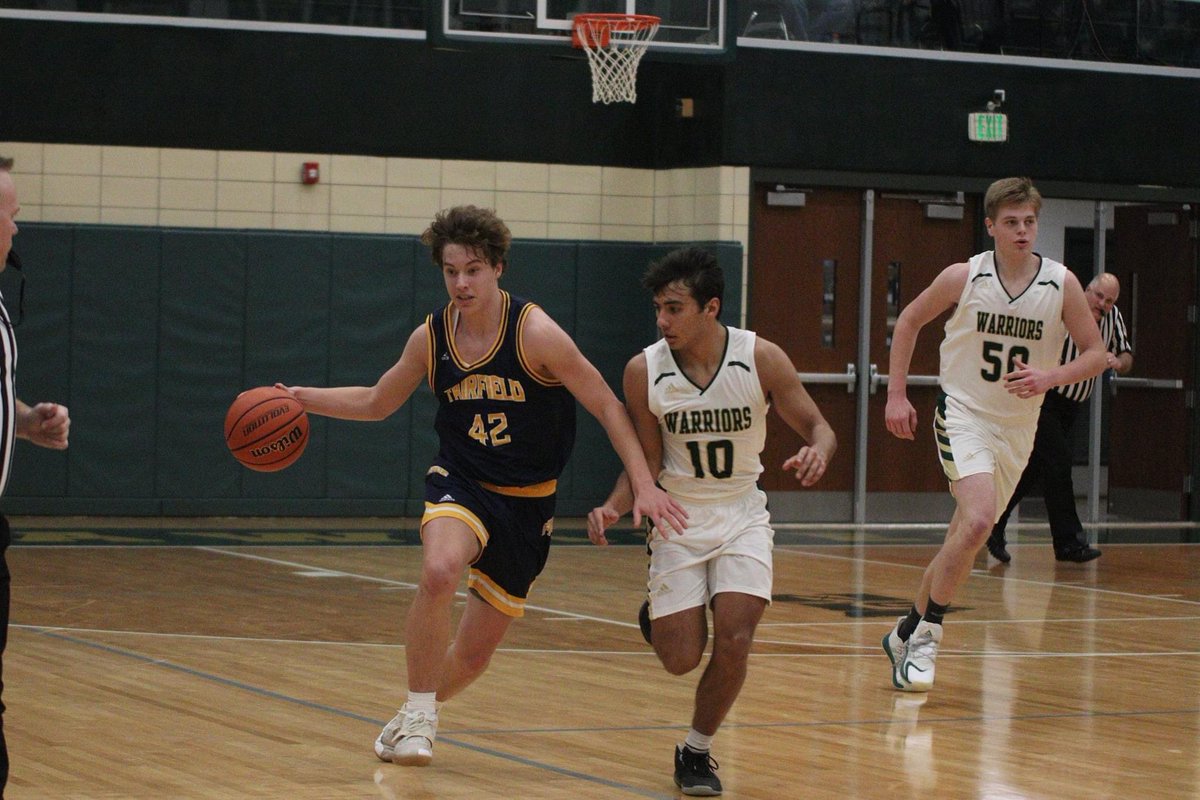 wawaseebball's tweet photo. Congratulations Kam Salazar and Ethan Carey.  Thank you for representing the team so well.  We appreciate you!  #allinalloutallofthetime #warriorway https://t.co/mEiIWSJEWE