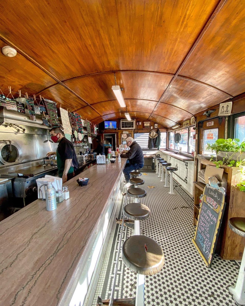 DinerDay's tweet photo. Buddy’s Diner 📍

113 Washington St, Somerville MA 02143

Buddy’s Diner is a 1930 vintage Worcester Dining Car (no.624). This is a must visit!

#diner #diners #somerville #massachusetts #buddysdiner #boston #boston_igers #retroroadmap #supportlocalbusinesses #ontheroad #traveler https://t.co/EeSibvg9Js