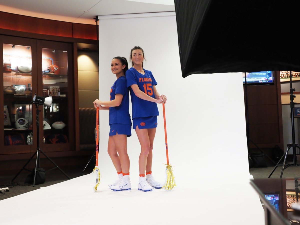 Some BTS shots of photo day ✨📸

#FLax #GoGators