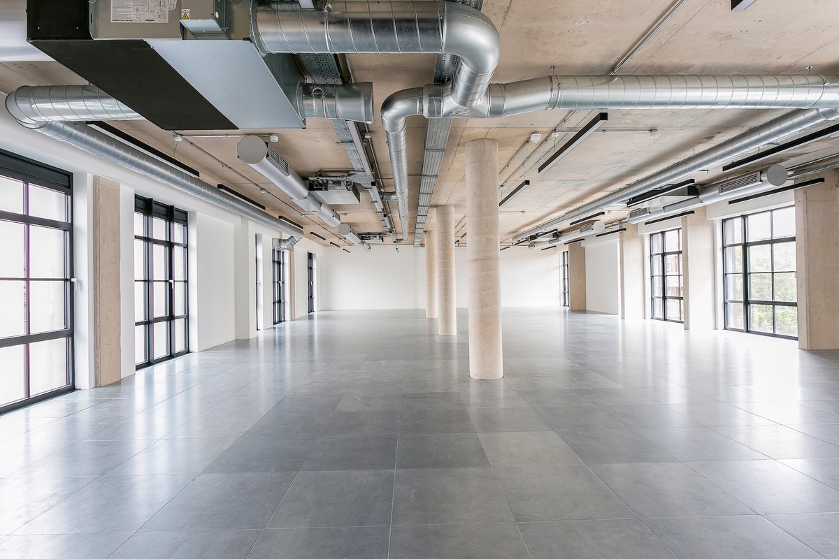 N1_EWR's tweet photo. With just 3,439 sq ft remaining, our Hoxton commercial space is nearly full! 

🤙🏾  Contact our sales teams at @belchakcorin @colliers_london to book a viewing 

#hoxtonofficespace #newoffice #officespace  @Aitchgroup1 https://t.co/H0JvJSE1cl