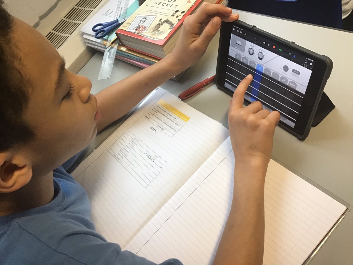 StrideMiss's tweet photo. So impressed with Year 4’s ability to test pitch using GarageBand to learn about sound in their science lessons. I am always so impressed by their digital knowledge 🎶🥁🎹 @ShacklewellE8 #NWFed https://t.co/cIj5CXv4NZ