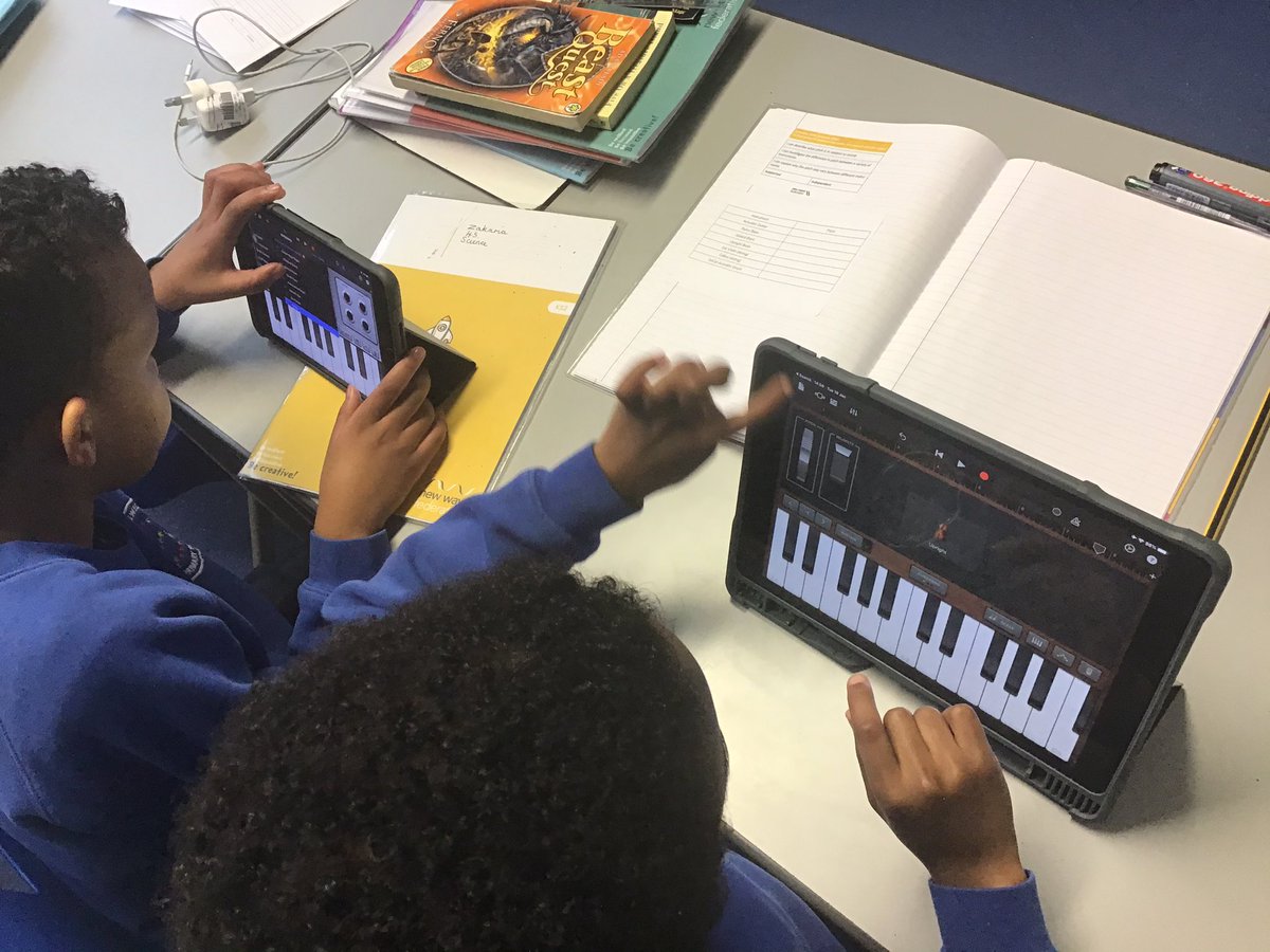 StrideMiss's tweet photo. So impressed with Year 4’s ability to test pitch using GarageBand to learn about sound in their science lessons. I am always so impressed by their digital knowledge 🎶🥁🎹 @ShacklewellE8 #NWFed https://t.co/cIj5CXv4NZ