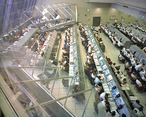 photosofnasa's tweet photo. Overall view of the Firing Room #2 in the Launch Control Center during the Countdown Demonstration Test for the Apollo 12 mission.

Image Number: 69PC-0570
Date: October 29, 1969 https://t.co/H5jrmPpptO https://t.co/EXbdGMO8HF