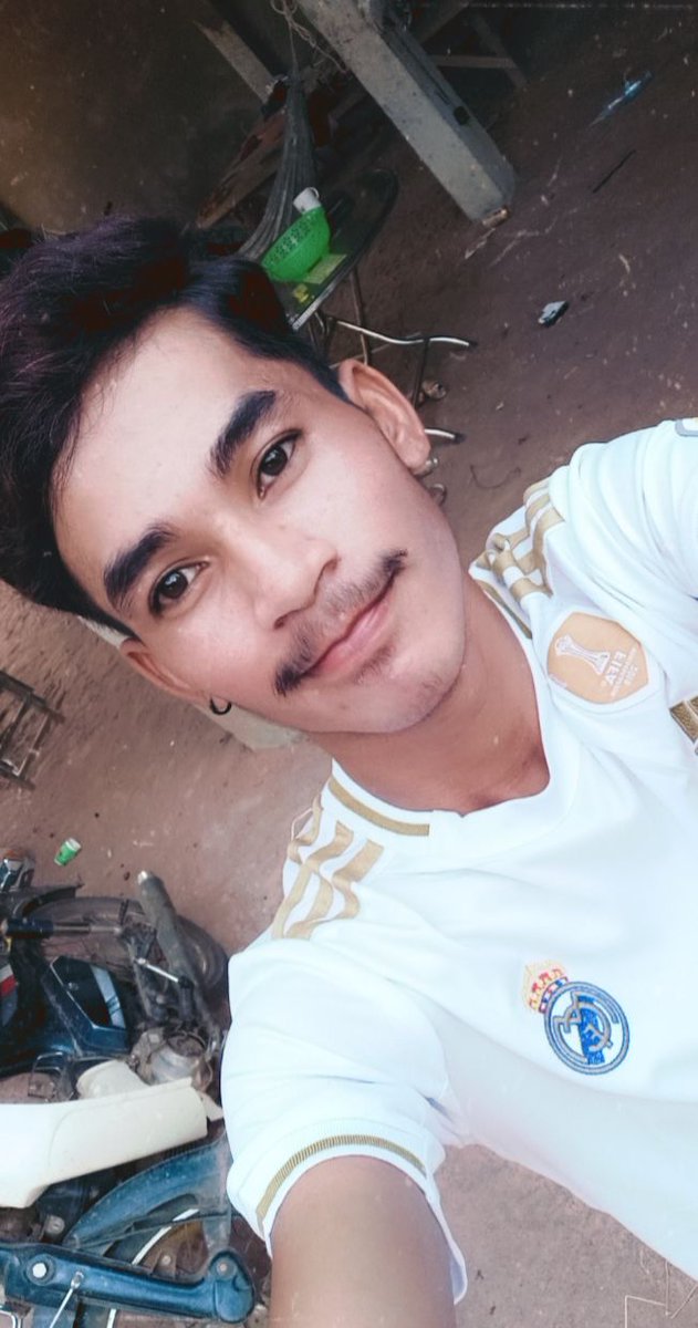 Tnaf12's tweet photo. តោះហី https://t.co/LClloWn2lw