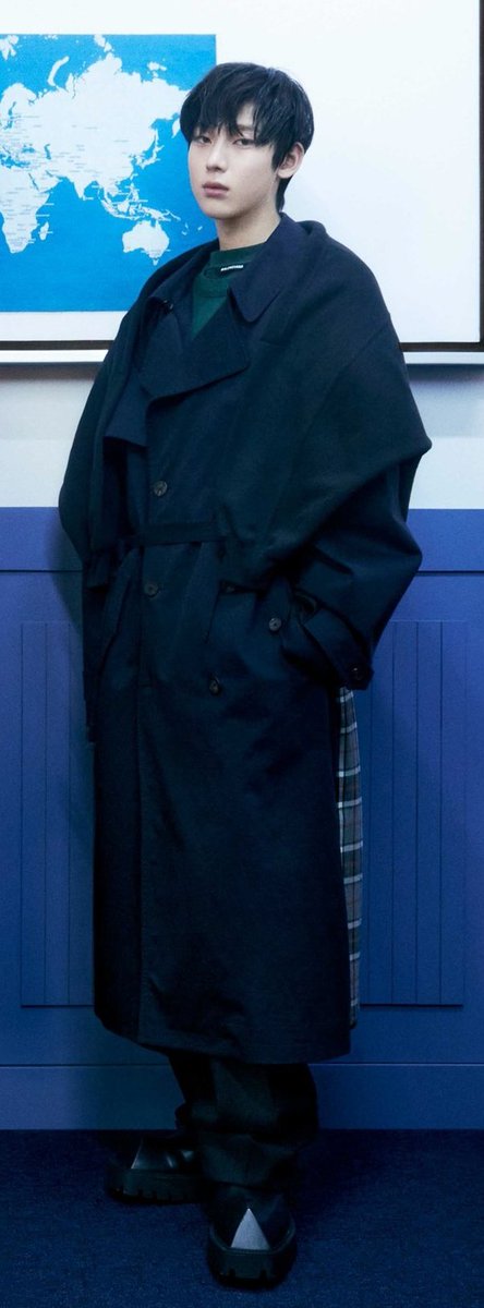WinterLovesEn's tweet photo. 인류에게 빛과 같은 선우
인류에게 너무 이른 신발
#ENHYPEN #SUNOO https://t.co/81oyxSngIj