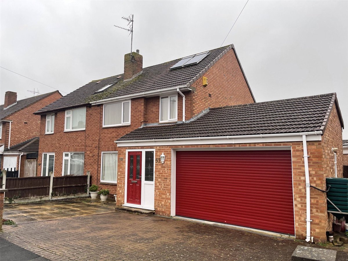 CJHoleHucc's tweet image. ❗️SOLD STC RECENTLY❗️The property market is still open, are you looking to sell too? Contact our Sales Team on 01452 619777 to discuss a free, no obligation valuation for selling your property. #CJHole #SoldSTC #Property #EstateAgent #Hucclecote #Gloucester