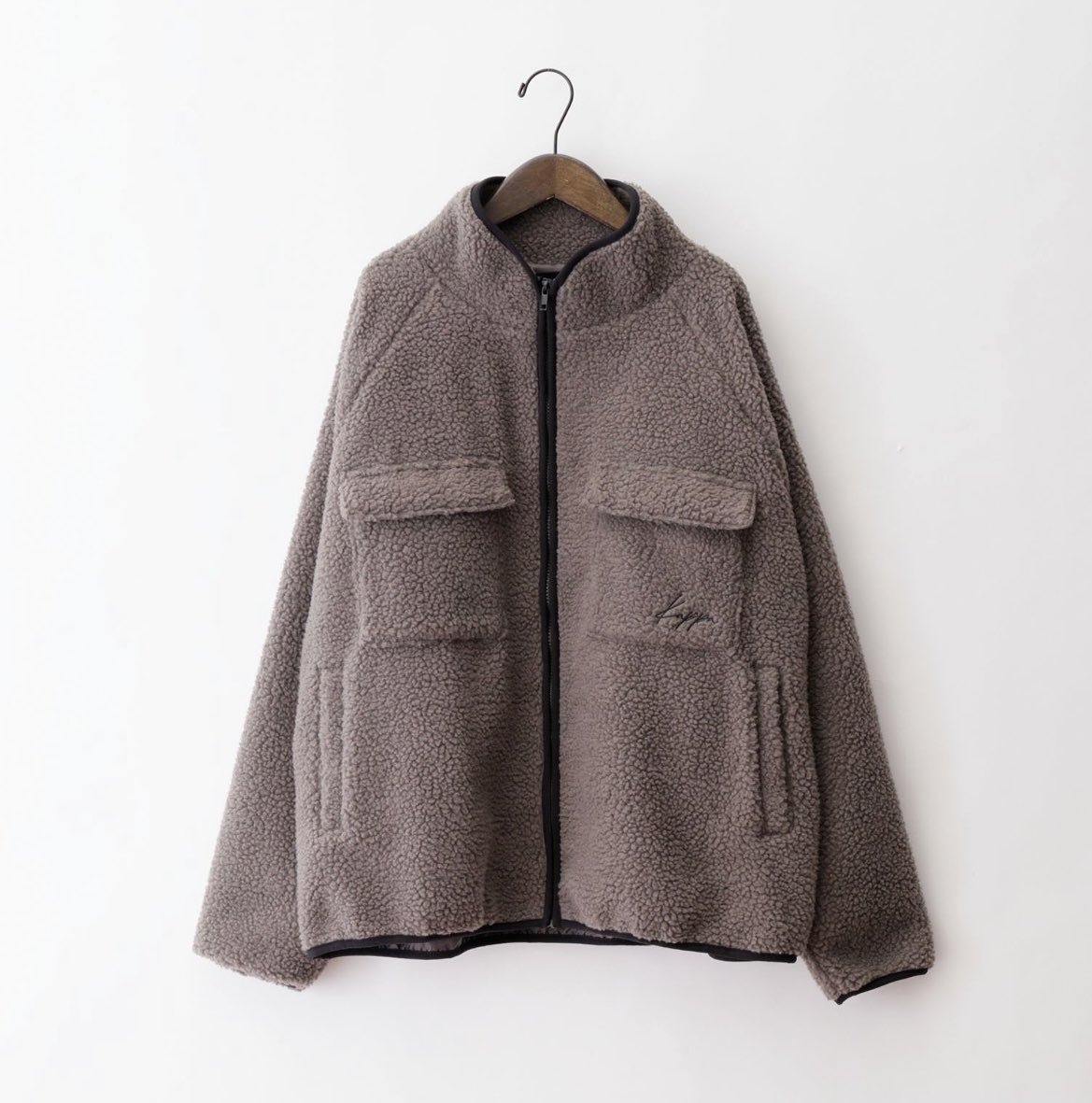 tai_wear's tweet photo. 【プレゼント企画🎁】

第8弾は…
〝kappa ボアフリースジャケット〟

【応募方法💡】
1.このアカウントのフォロー
2.このツイートをいいね&amp;RT

次のプレゼント企画は、、、
今日の夜やりましょう😎笑
お楽しみに！

締切1/26 23:59 https://t.co/sSNKqNULBM