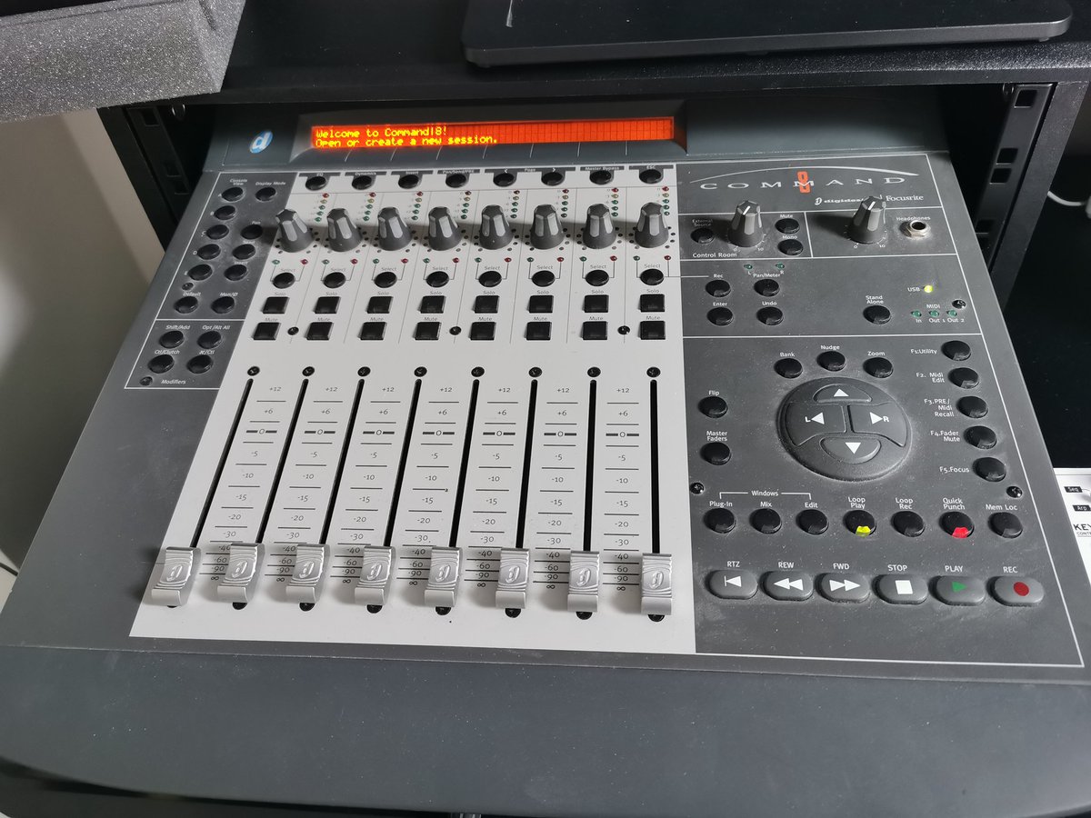 Tommythecatz's tweet photo. I can't believe even with the latest version of Pro Tools this little guy is still going. @AvidProTools #command8 #oldoldschool #avid https://t.co/kwjaUXdHlp