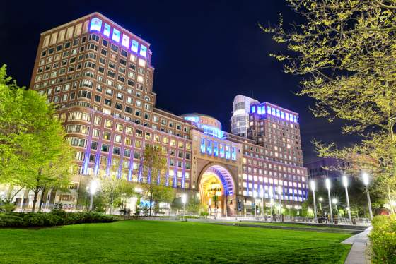 VisitMA's tweet photo. . @VisitBoston has some unique seasonal activities that invite you to see the Hub as never before – as an experiential winter wonderland! #mylocalMA #MaskUpMA https://t.co/yzG7P4ax3e https://t.co/bPTCY4bOQO