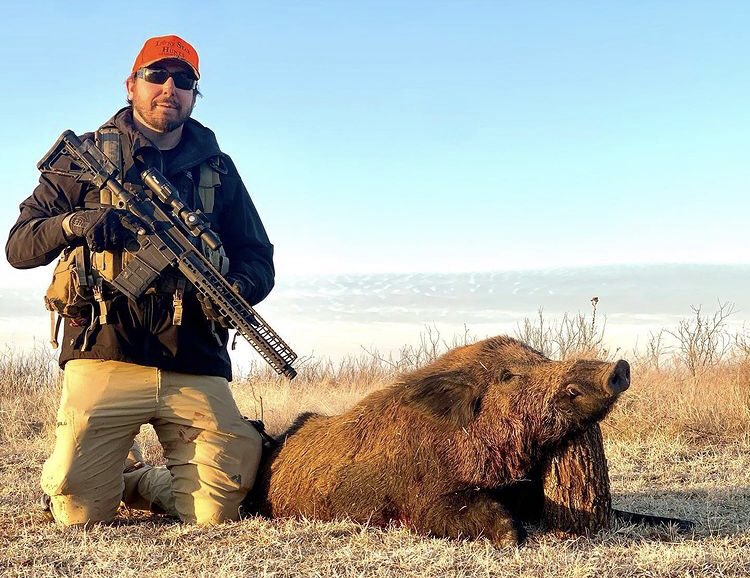 EliCrane_CEO's tweet photo. Needed the 308 for this beast. The 716 G2 was enough gun for this Texas boar. #tango6 #hoghunting  @sigsauerinc https://t.co/LxZKfxM5Tk