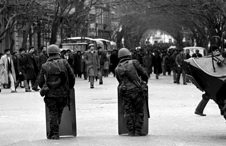 AzerHistory's tweet photo. Взрыв энергоблока AzTV в 1990 г. был сигналом к вводу советских войск в Баку https://t.co/j5XmR0vvjT #BlackJanuary  #20january https://t.co/7G8hEn46zv