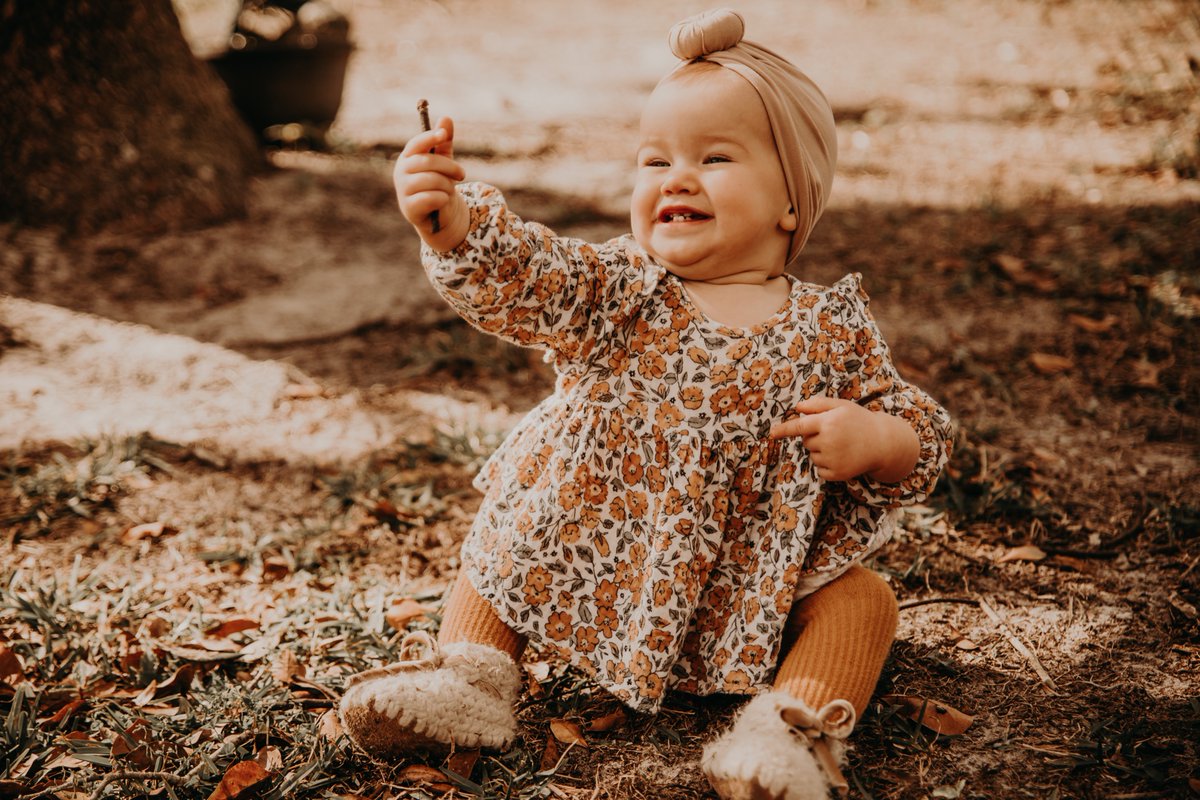 chelllyfish's tweet photo. big 1 year old — thanks for filling our lives w so much joy + love 🌞🌈 https://t.co/8ZoJMkNLCD