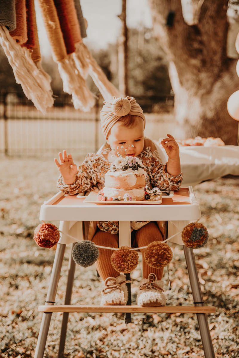chelllyfish's tweet photo. big 1 year old — thanks for filling our lives w so much joy + love 🌞🌈 https://t.co/8ZoJMkNLCD