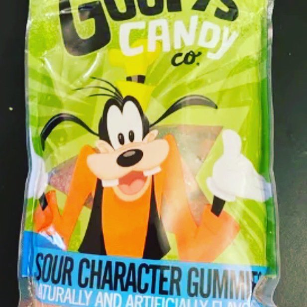 MissDis_Blog's tweet photo. Some new reviews have been posted over the past week! Make sure you check them out (link in bio) You hungry yet? And don’t forget to check out our Candy Corn Popcorn review for National Popcorn Day! #disney #disneysnacks #NationalPopcornDay #DisneyPlus #snacks https://t.co/zar6YRyRIb