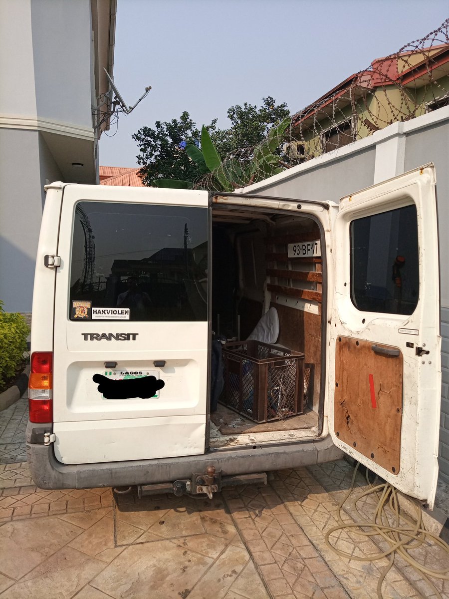 gracecourierltd's tweet photo. We offer delivery of goods and services in and around lagos, all at very low costs! 
DM for more info

NIMC #3DaysToUBLive #Autobaby Waje #Ethereum GNLD Parody Coco Omotola #BrainsAndHammersTour https://t.co/1tb8f7CKAe