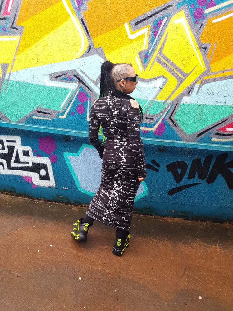 TerminatrixBorg's tweet image. Valentine’s Day is just round corner get yourself a new outfit and for items with a bit more kink check the #futurelovers section @cyberdoguk (link to shop in bio) 💚🖤👽💚🖤👽.
.
.
For 10 % discount use code : TERMININATRIX 
.
GLITCH DRESS 
app-2310.appdeep.link/products/98373…
 #cyberdog