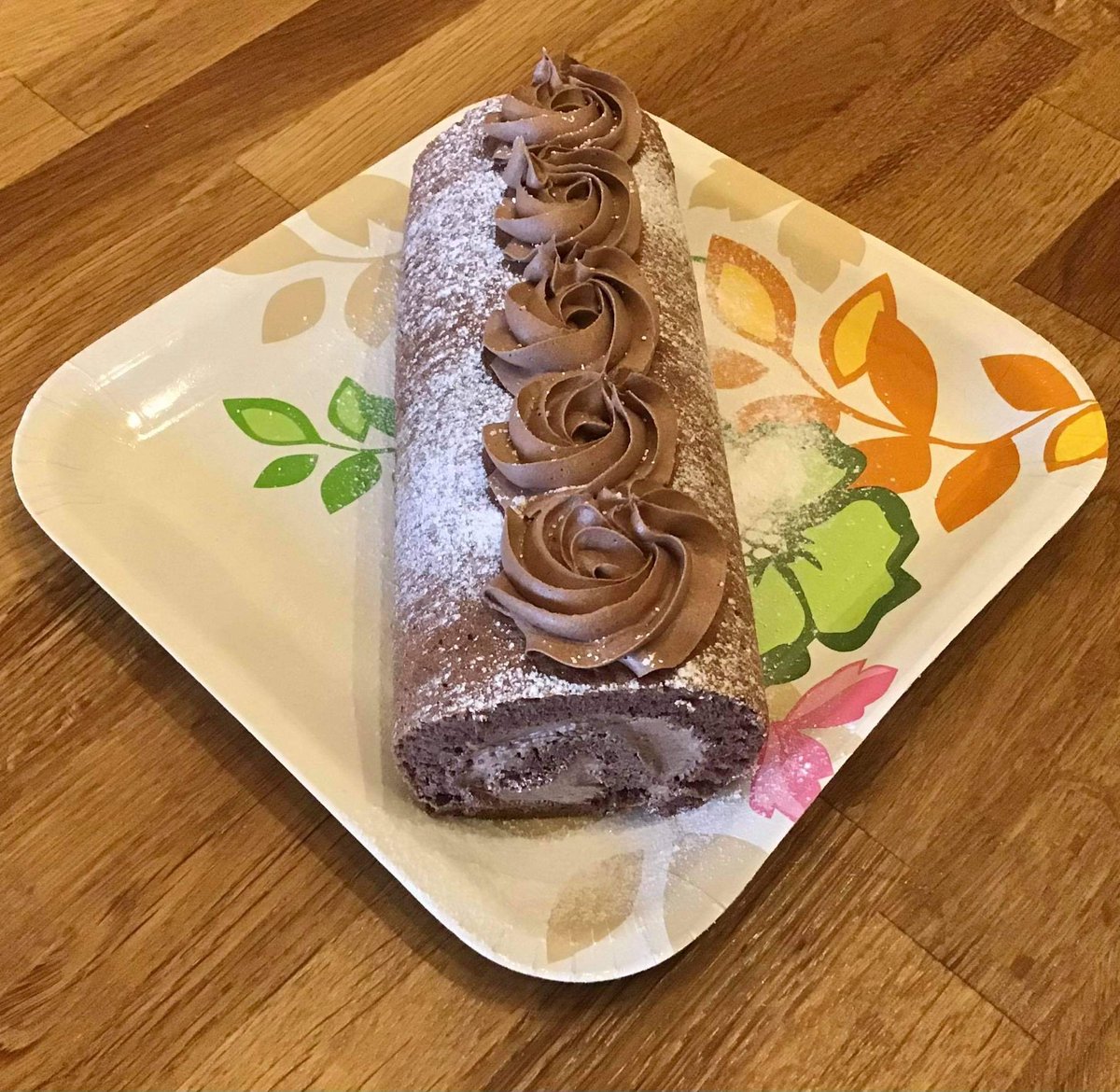 Tina's Cakes tweet media
