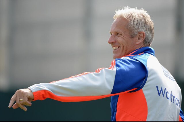We’re back, with another huge guest!! Peter Moores joined us for a chat to discuss his coaching career and all things England! As well as going through the recent sporting headlines #ecb #CricketAustralia <a href="/Ian_Bell/">Ian Bell MBE</a> <a href="/StuartBroad8/">Stuart Broad</a> 

spoti.fi/3sywlAF

apple.co/38YR1Kh