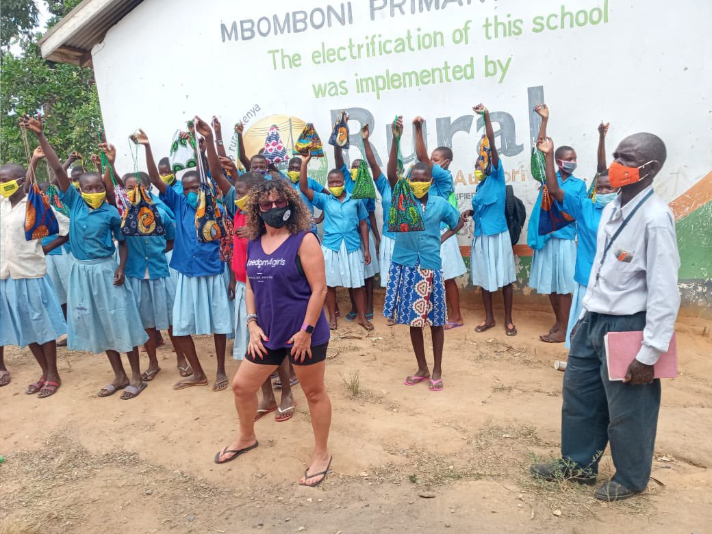 freedom_4_girls's tweet photo. #Kenya outreaches in Kilifi many girls needing #washablereusable #periodpads & #MHMeducation so many teenage pregnancies, girls selling bodies for pads π’#letsstopthisnow #COVID19 #periodsinapandemic #StopTheStigma #endperiodpoverty @tinytinatea @gatesfoundation @DFID_UK @PlanUK https://t.co/nSI0cE6Far