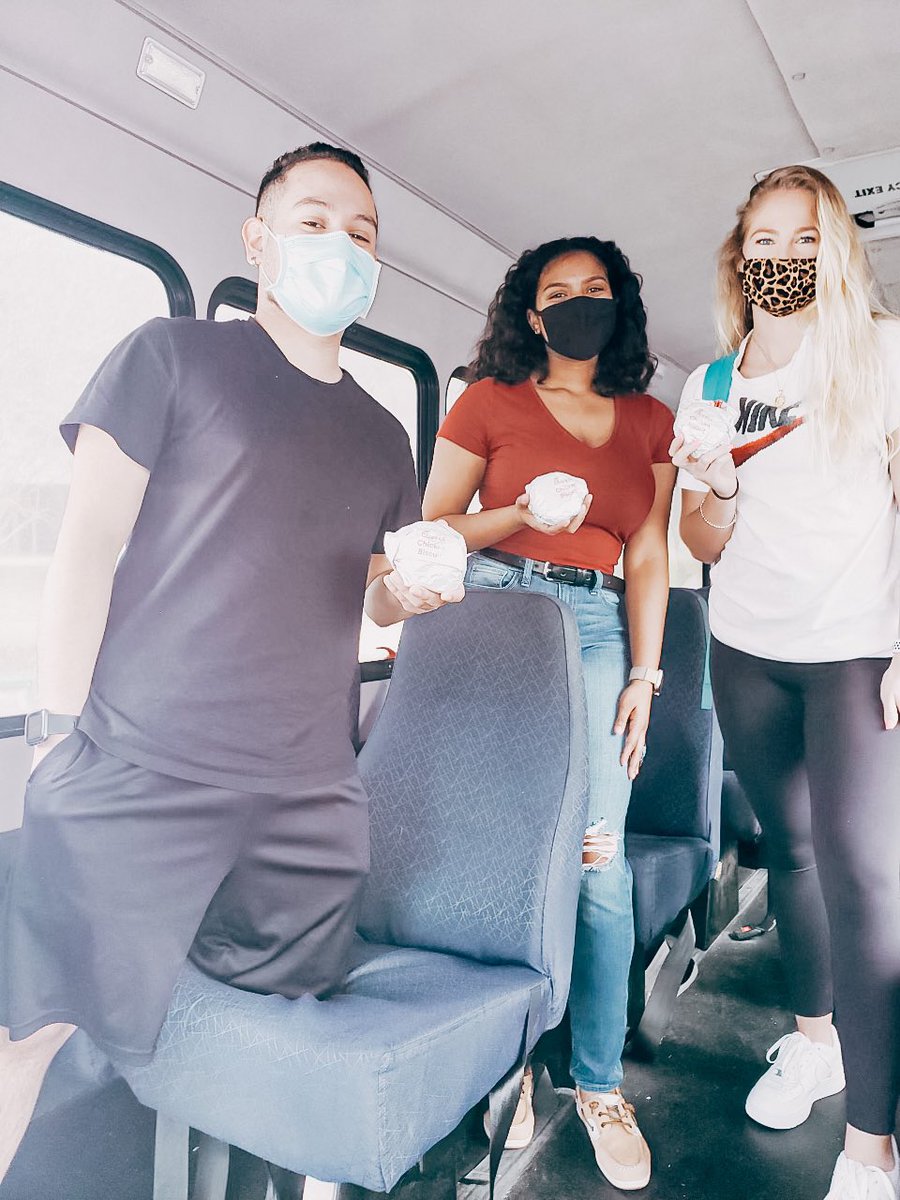 liveatencore's tweet photo. Isn’t this what the cool kids call bussin? 😎
•
A free ride to campus and free breakfast? It’s a yes from us! https://t.co/0scok2Dtf7