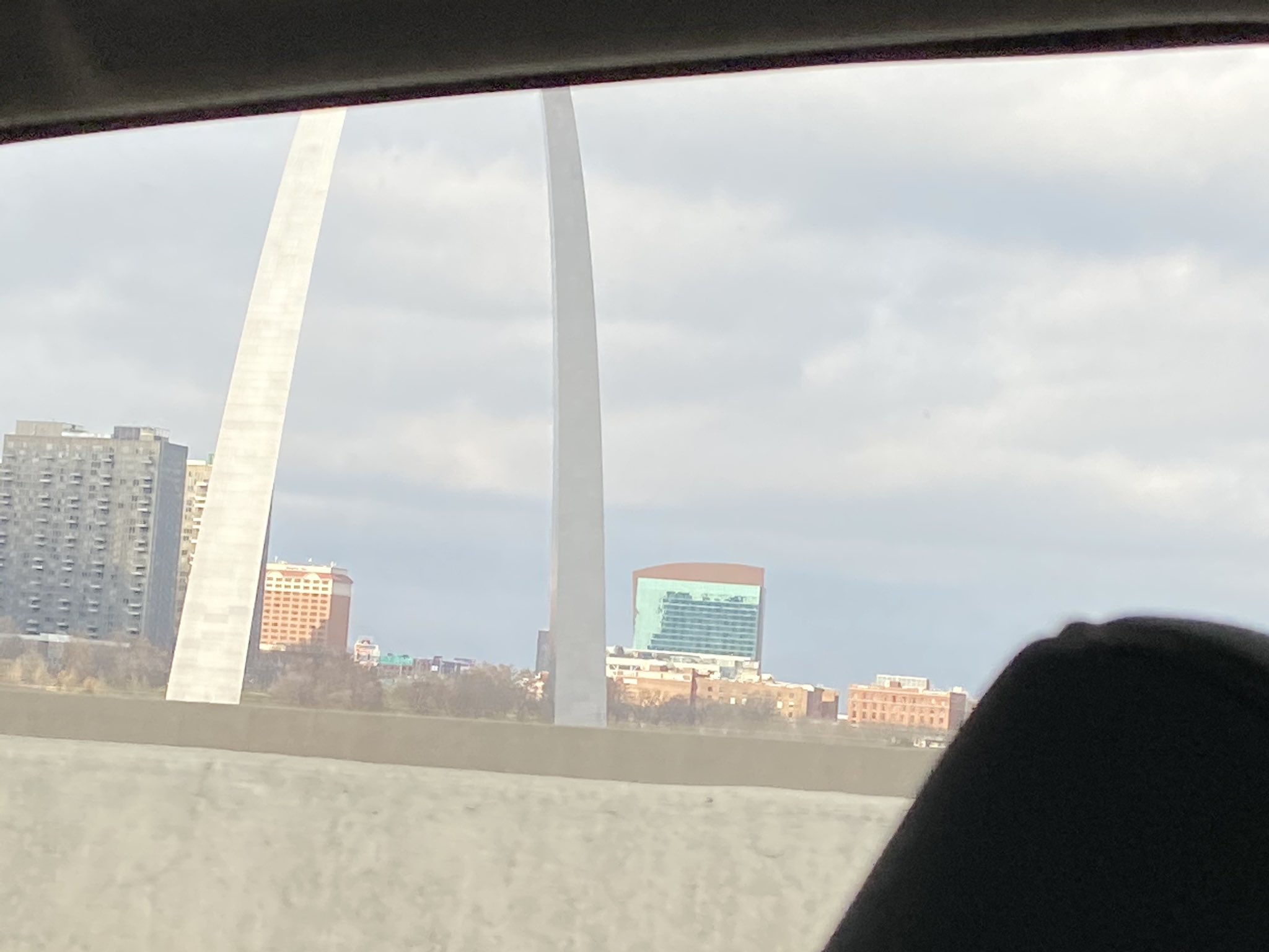 TW Pornstars - 3 pic. Sapphire W/ 40L Tits. Twitter. Missed the damn Illinois state sign again 🤦