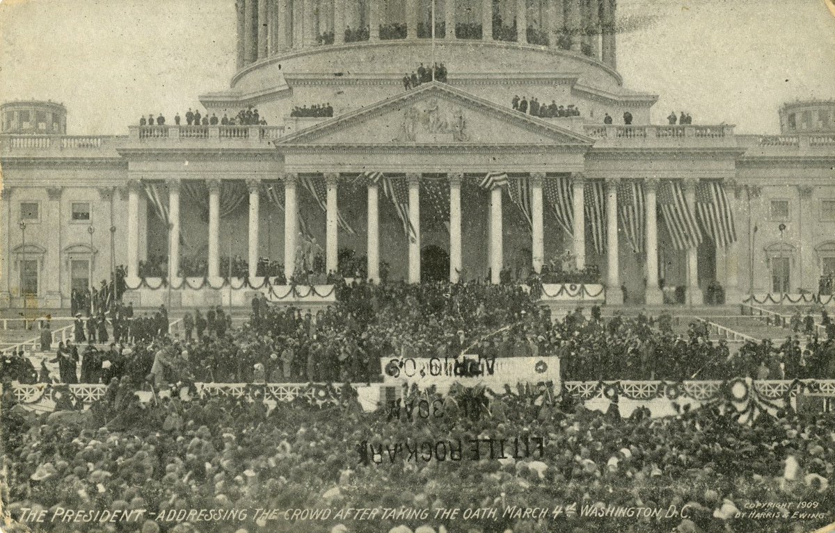 CofCSpecColl's tweet photo. William Howard Taft was inaugurated on March 4th, 1909, inside the Senate chamber while the crowd outdoors endured a blizzard. The storm left behind 10 inches of snow, toppled trees, and made the roads nearly impassible for the presidential parade route. #InaugurationHistory https://t.co/EGyVS3RzWF