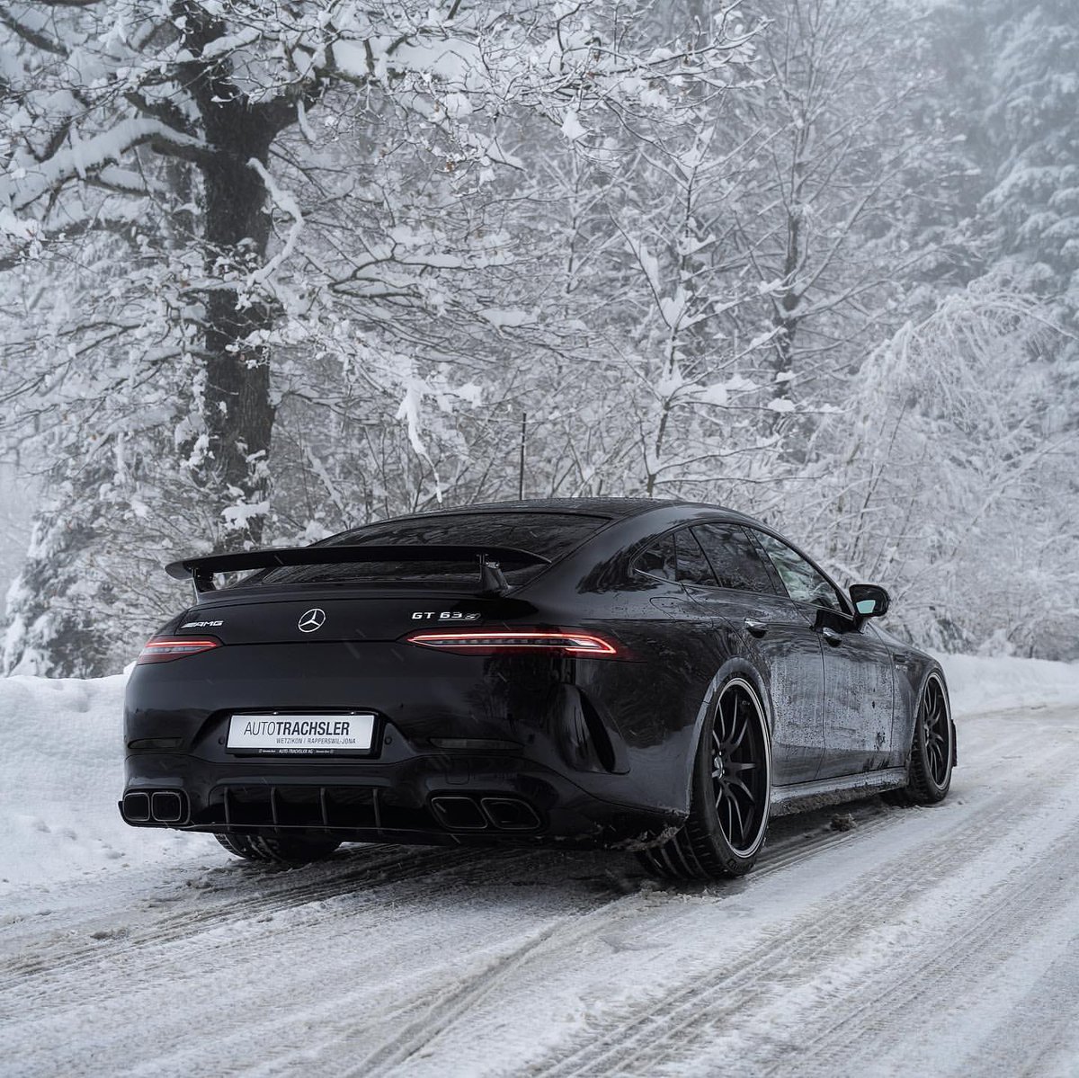carpxrnpicx's tweet photo. GT63s AMG https://t.co/lSMPcHM30r
