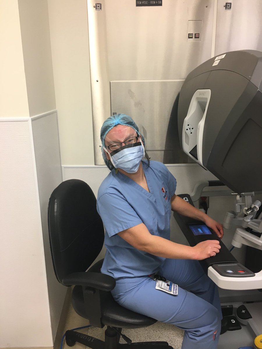 Welcome to robotics Dr. Kay Lee!  #StonyBrookColorectal