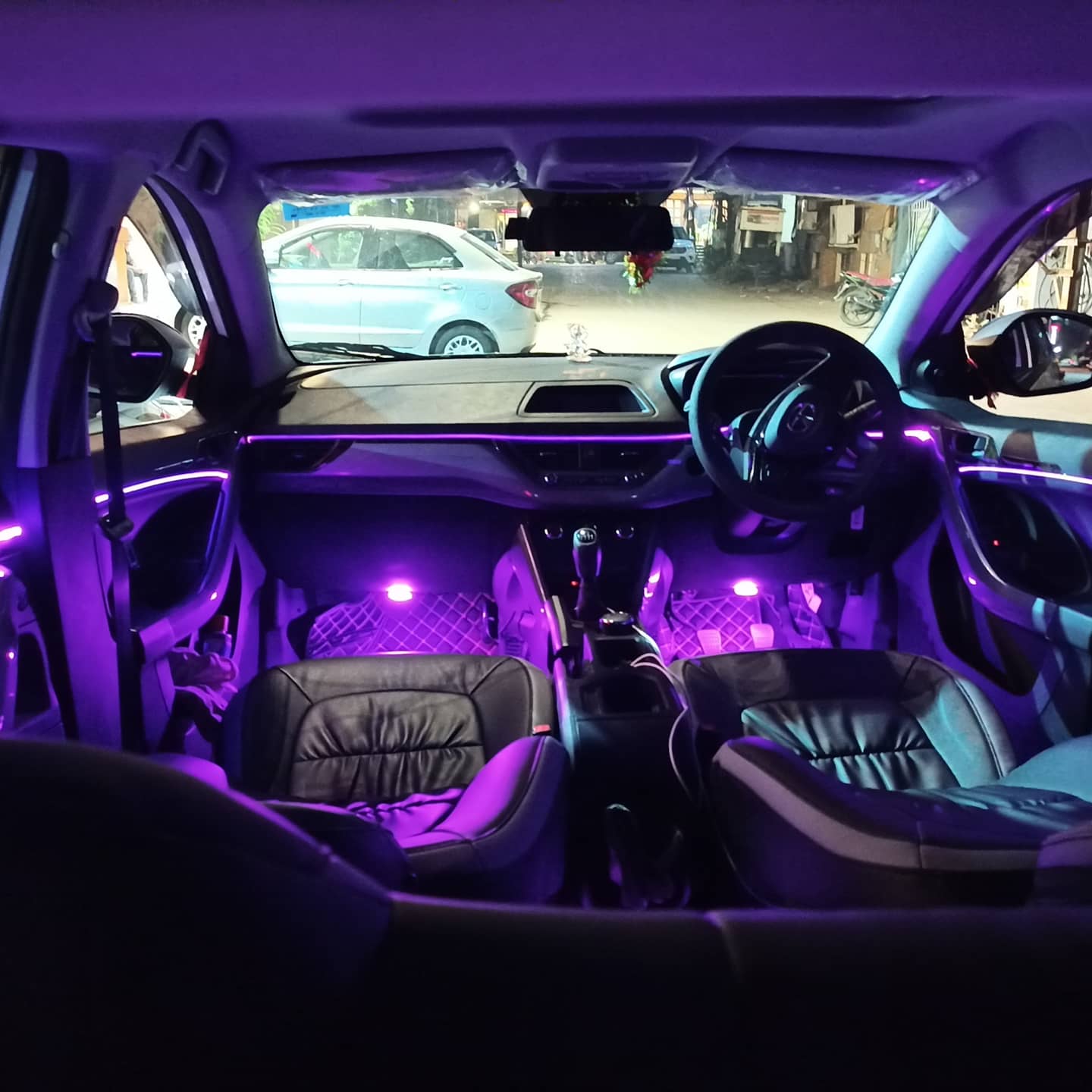 Star Car Decor & Accessories on X: Ambient lighting Interior Lighting Tata  Nexon Interior Lighting Star Car Decor BHOPAL In this video we have install Ambient  lighting #Tata #Nexon Atmosphere Light aftermarket #