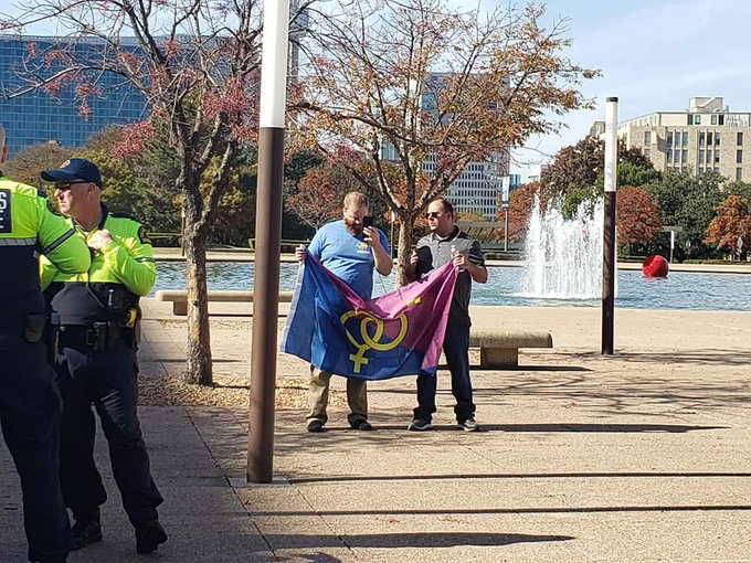 I can't believe Antifa attacked the Capitol.  https://twitter.com/ryanjreilly/status/1351566137591476224