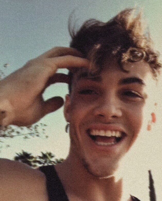 belovedolan's tweet photo. Posting for memories https://t.co/7FKdRJ2eoJ