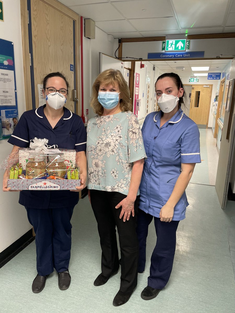 jeaneva03's tweet photo. A little boost from our care group manager Fiona Liddell spreading the love and thanking staff in cardiovascular and thoracic for pulling together especially during this challenging times. @georgekirk_135 @NatashaWattsn3 @JoeTeape @gailbyrneuhs #leadership #kindness #thinkuhs https://t.co/9w7fUgZLVN