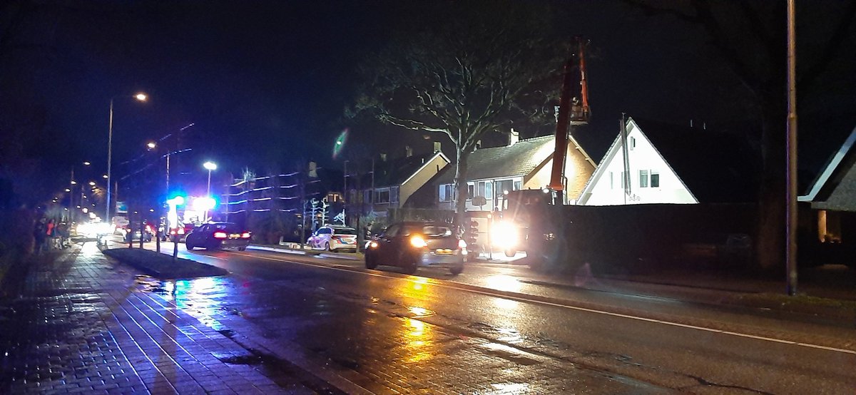 ICinHKeo's tweet photo. 🚒🚓 | Korte hinder voor het verkeer bij een schoorsteenbrandje #brandweer #Ermelo #Harderwijk #N303 https://t.co/JgmeZB1c6q