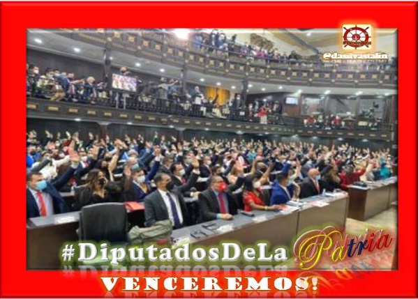 #Venezuela //#DiputadosPorLaPatria Reivindicar los derechos y a cumplir con los deberes,  Junto al pueblo en Unidad, un pueblo que siempre  Vence 💪

 #TimónRojo @liliamm_27 @dasilvastalin @SugarbrownNic @mijamart88