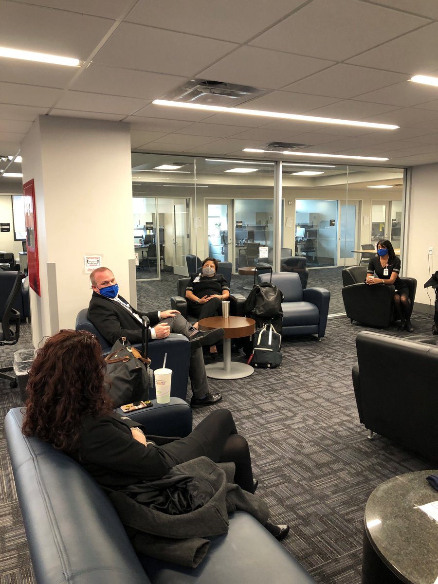 #UAIFSbaseIAH flight attendants sit down with Chief Pilot Ernie Aller to discuss the 737Max which will begin flying in IAH Feb. 11.  Ernie offered great information and provided updates to our crews.  Ernie will return Thurs. Jan. 21 from 10-11:30.  Thank you Ernie! #beingUnited