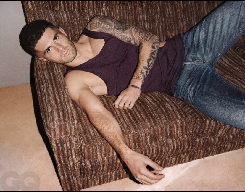 sup girl, let’s build the wall and chill...