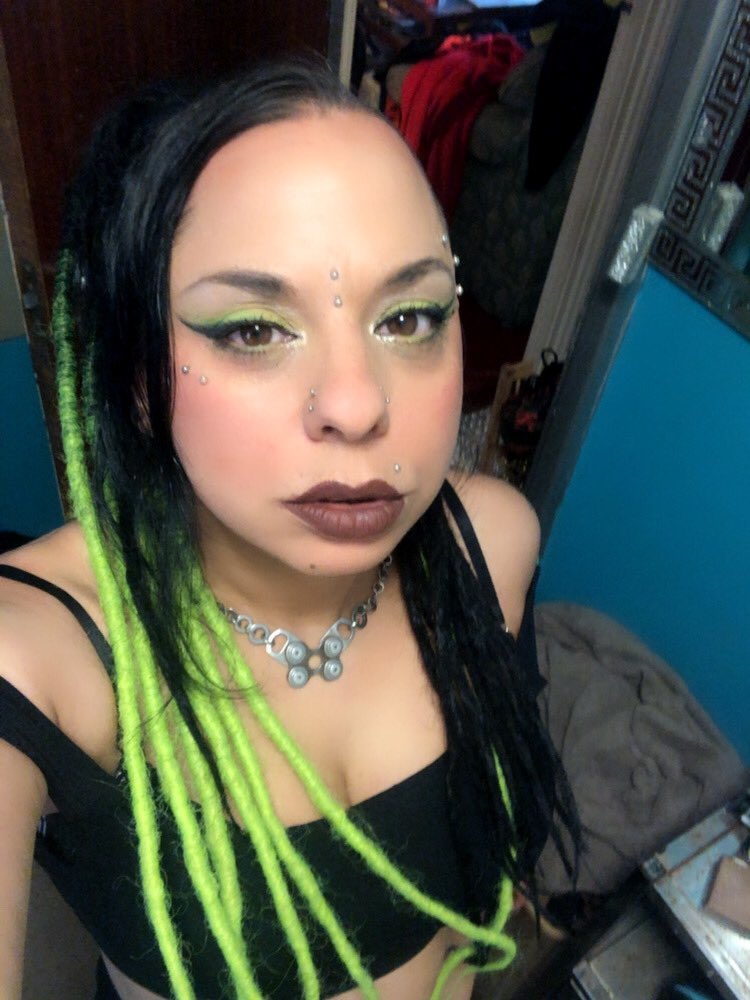 TerminatrixBorg's tweet image. Makeup for today’s @cyberdoguk photo shoot !! Pics to come soon #cyberdog #makeup #cyberpunk