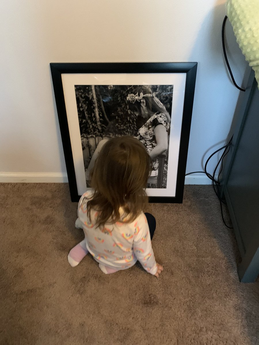 RachelAhrenberg's tweet photo. My husband recently gifted me with this black and white picture of myself pregnant with our first born. It was cool to see Jo’s face when I opened it and she realized it was the two of us. ❤️ #JanuaryJoy #14daysofjoy https://t.co/QEGUwOtFWV
