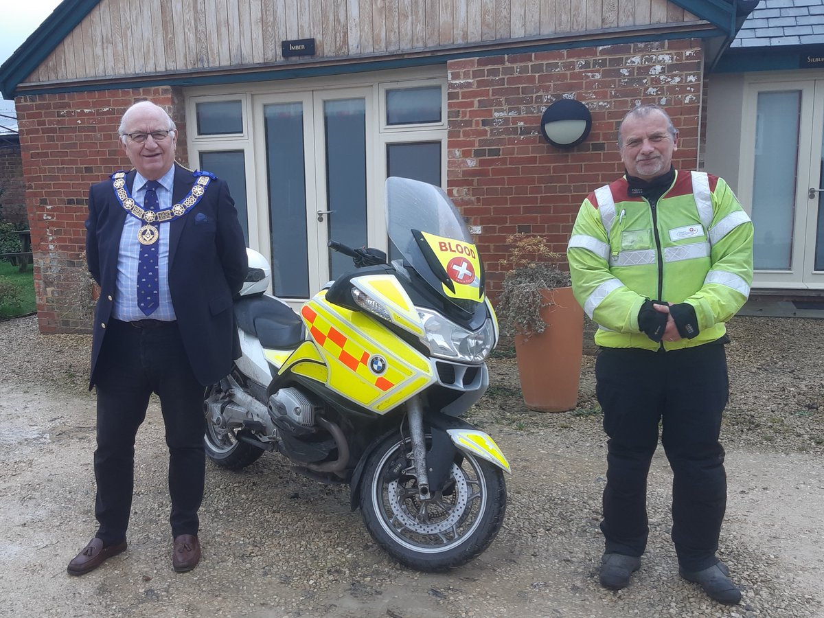 Wiltshire Freemasons are proud supporters of the great team of volunteers who ride the Severn Freewheelers, and the SERV Wessex Blood Bikes. Riders Geoff, and Robert were delighted to acknowledge receipt of a fabulous donation of £4,000 each from the Masonic Charitable Foundation