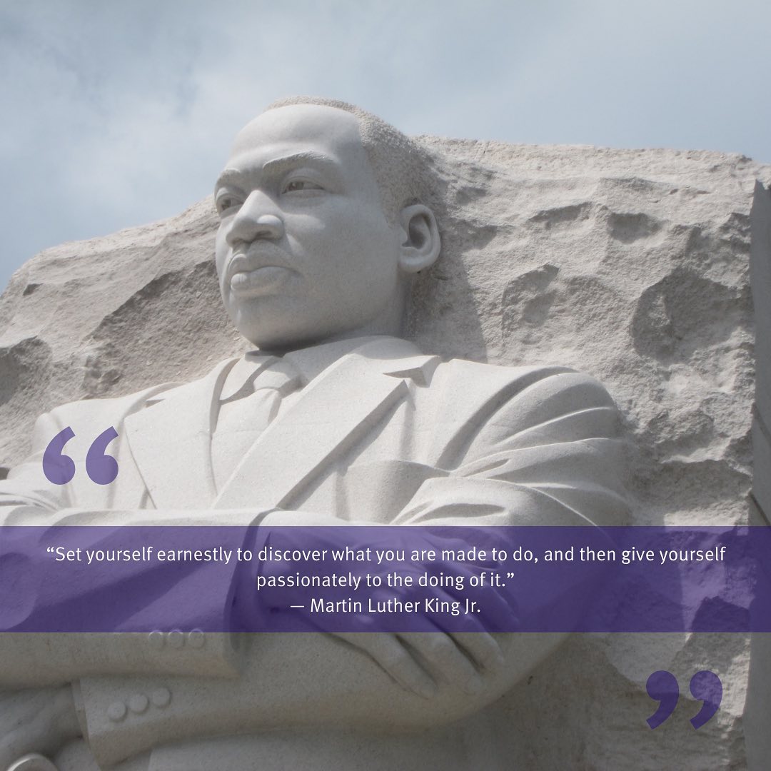 KaplanFrance's tweet photo. #TravelTuesday - États-Unis 🇺🇸
Hier, aux États-Unis, c'était la journée Martin Luther King. Chaque année depuis 1986, célébrée le 3e lundi de janvier, cette journée commémore l'une des figures les plus emblématiques de la lutte contre la ségrégation raciale aux États-Unis. https://t.co/741wUCuWs3