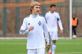 Left winger - Orest Kuzyk #17 (25)     A summer signing, made his name know from the youth ranks of Dynamo Kyiv