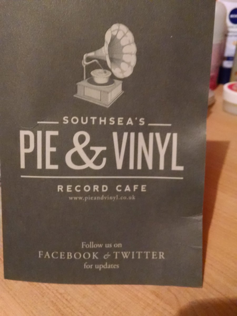 phantomtoll's tweet photo. Super quirky café. #missingstuff https://t.co/SbD9eM8WC0