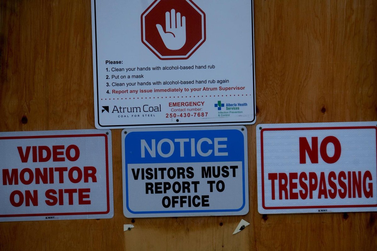 Alberta  #UCP is still proceeding with massively destructive coal mining agenda.Kevin Van Tighem:Anybody declaring victory because of today’s announcement of a freeze in new coal leasing and rollback of the December leases is falling for a diversionary tactic. Don’t do that. 1/6