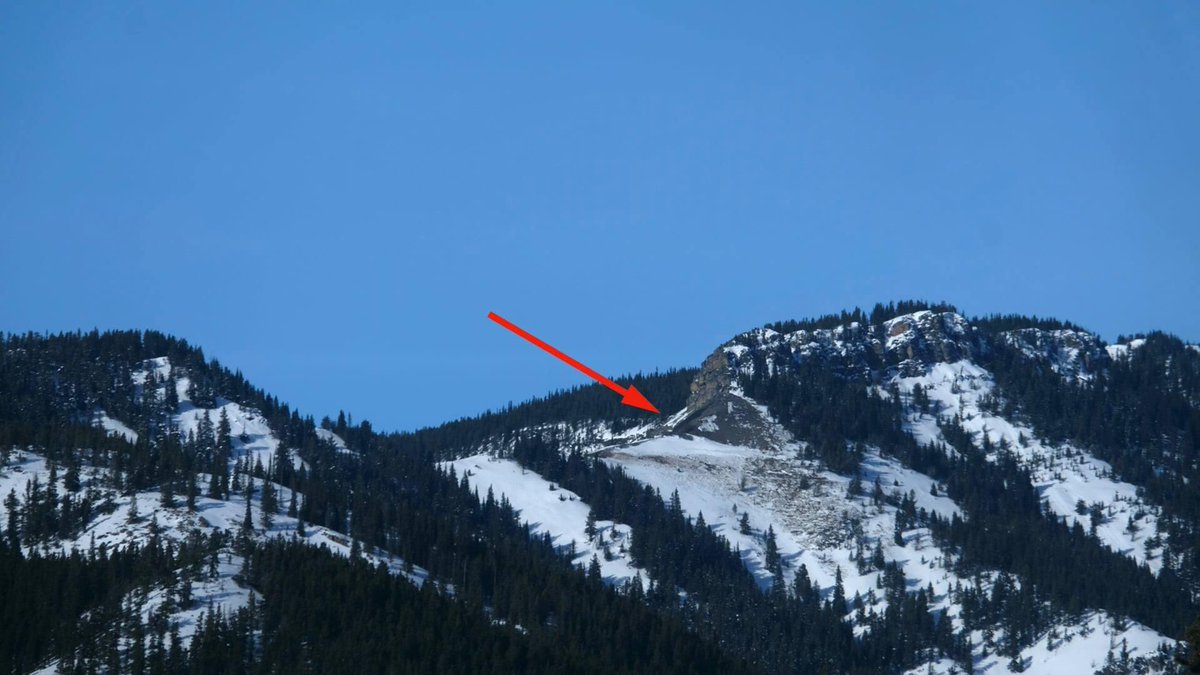 Alberta  #UCP is still proceeding with massively destructive coal mining agenda.Kevin Van Tighem:Anybody declaring victory because of today’s announcement of a freeze in new coal leasing and rollback of the December leases is falling for a diversionary tactic. Don’t do that. 1/6