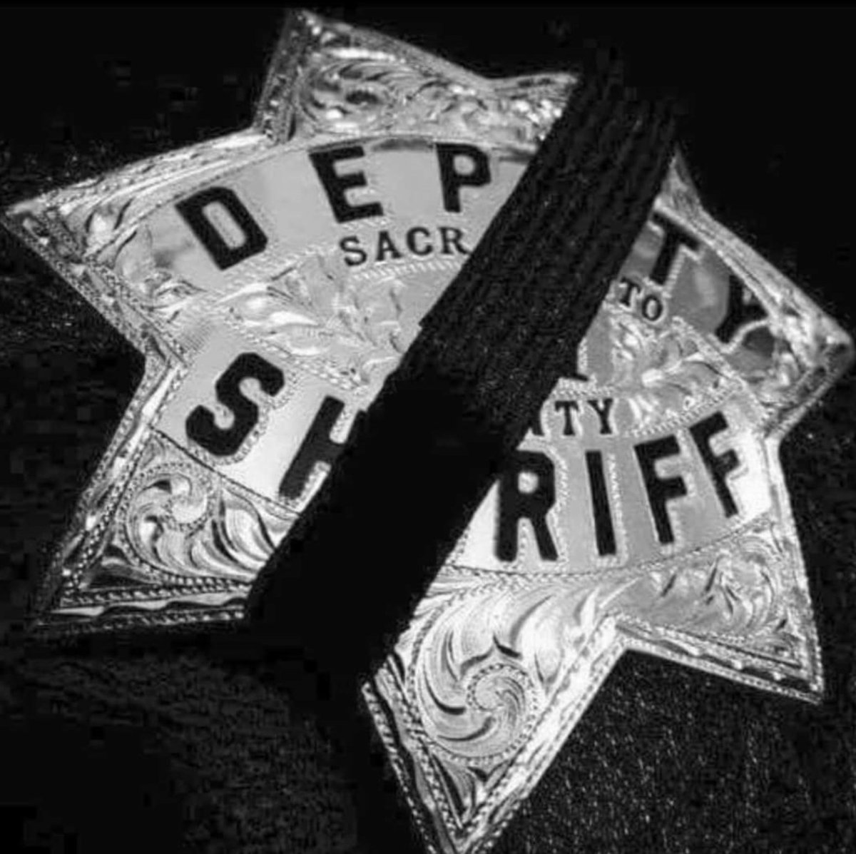 SacFirePIO's tweet photo. With heavy hearts, our thoughts and our prayers are with the @sacsheriff, the family and friends of the fallen deputy and K-9 officer. We also extend our prayers for a full and speedy recovery for the injured officer and everyone affected by this tragedy. #HonorTheFallen https://t.co/ljeBtuxktG