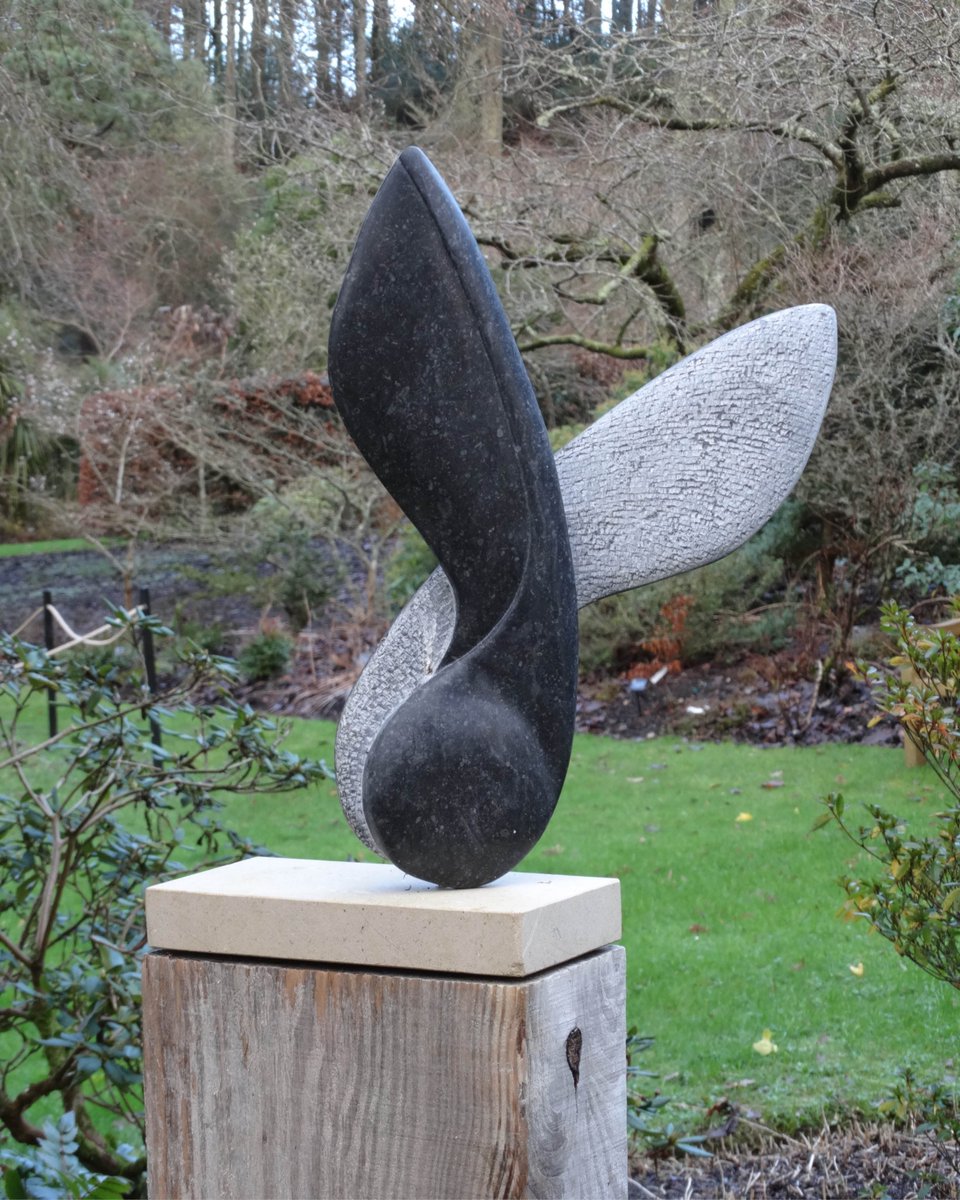 RHS_Rosemoor's tweet photo. #Carved out of stone , #Zoesingleton as created some striking #gardensculpture such as 'Sycamore Spin' which can be found on Lady Anne's side of the garden.
The #SculptureExhibition finishes at the end of January and an artists' catalogue ishere: https://t.co/ecxom66SZh https://t.co/e70QswAoIV