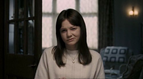 I wrote a brief explanation for  @nathanielr, a few years ago, on how the film immediately establishes Carey as a STAR in early moments. It’s such a charismatic performance, while feeling so free of affectation.  http://thefilmexperience.net/blog/2014/4/10/april-showers-an-education.html