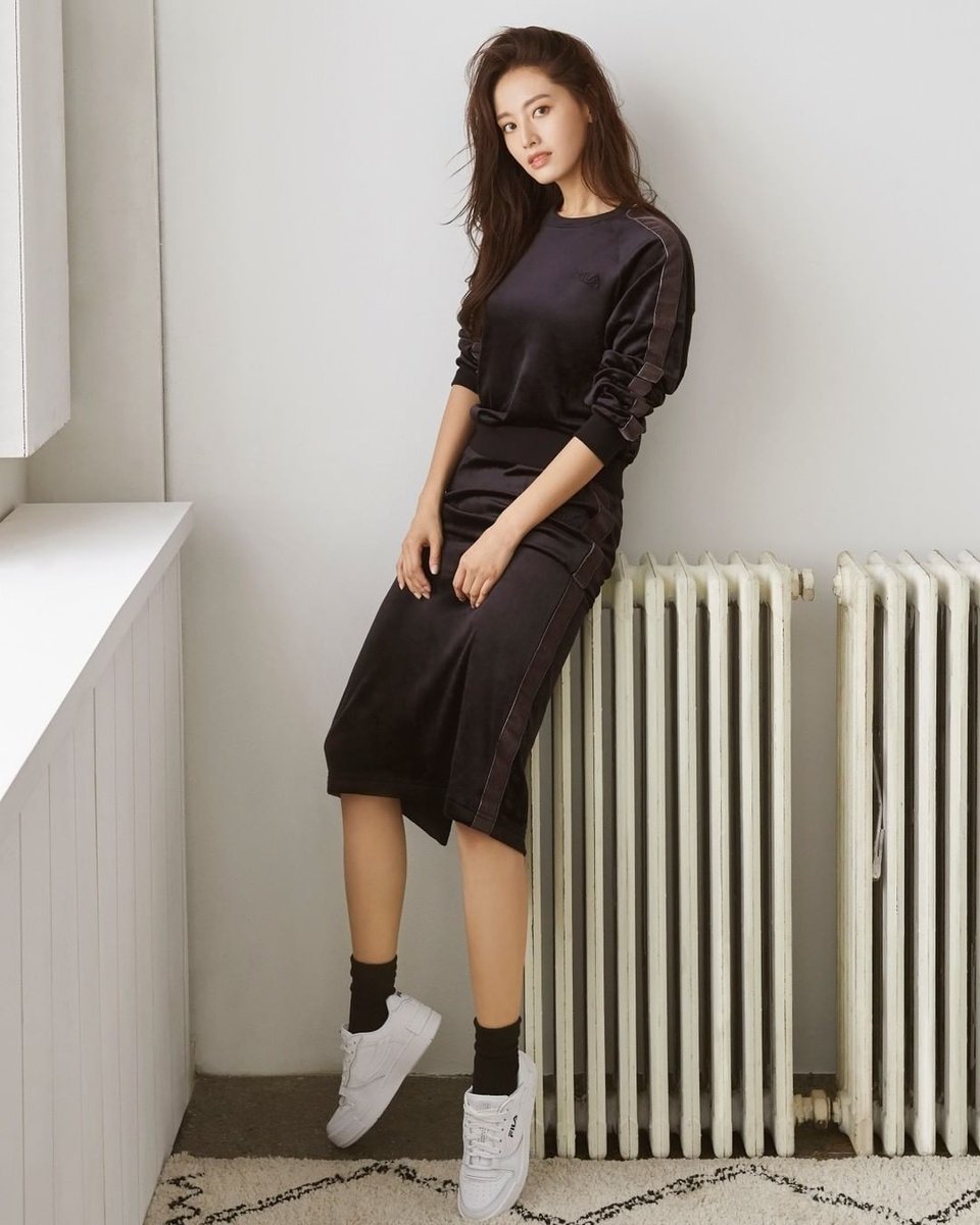 KimJaeKyungBR's tweet photo. 『IG•📸』Nova atualização no  instagram da Fila Korea 💗

"Em janeiro, inauguramos um novo começo com a atriz Kim JaeKyung"

#KimJaekyung #Jaekyung #김재경 #재경 #Rainbow #AlchemistJK #FILA #FILAUNDERWEAR https://t.co/LbVgcV0sDu