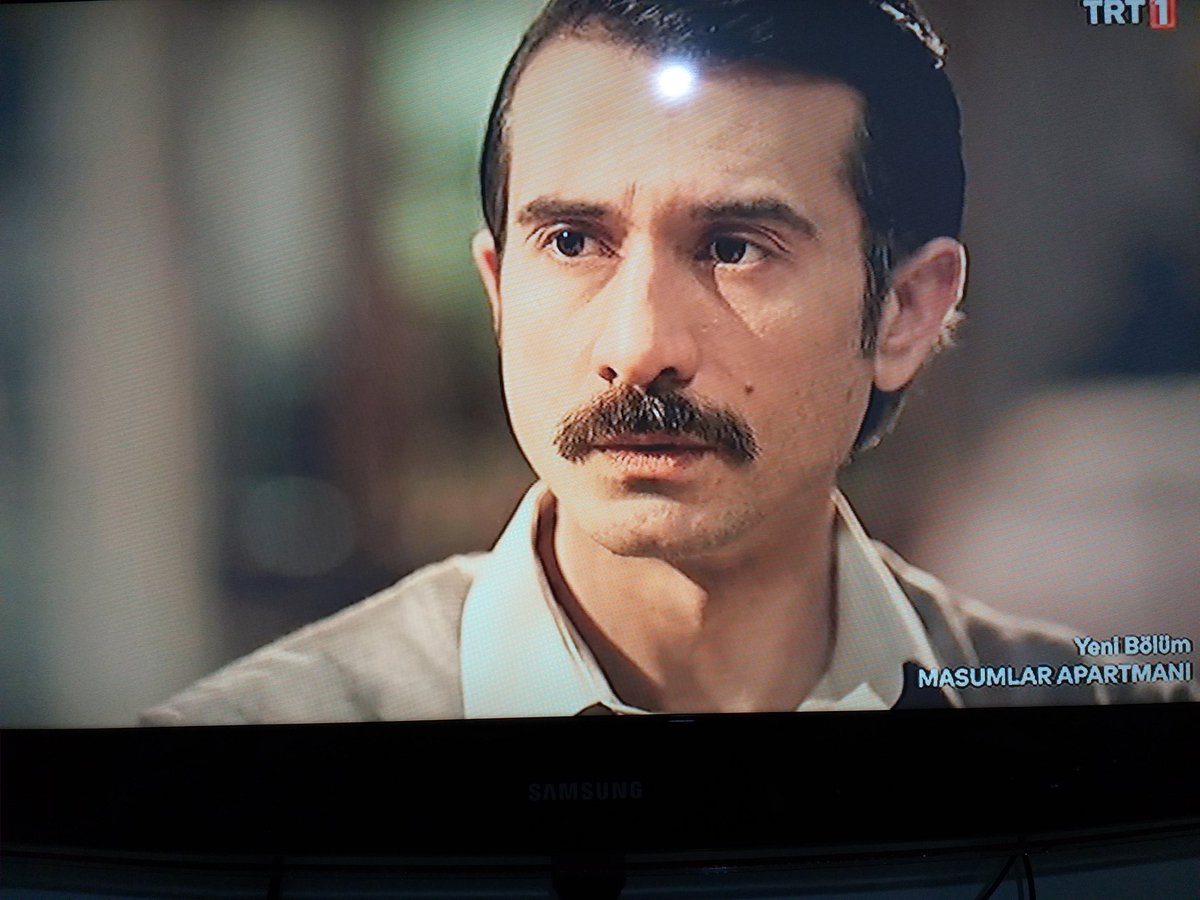 Herşeyin başının bu adam olduğunu düşünen bi tek ben miyim?
#MasumlarApartman #masumlarapartmani