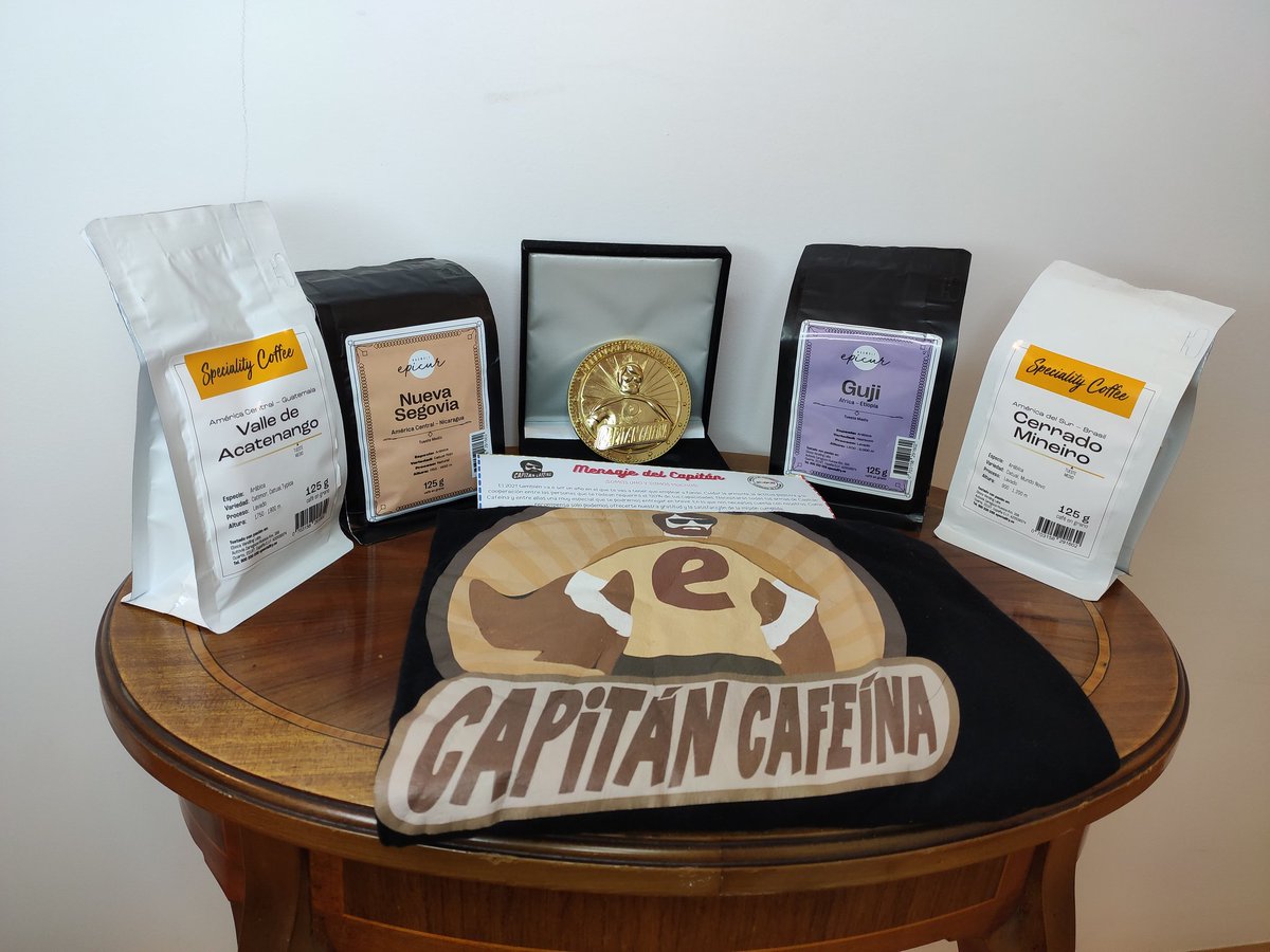 Alejandro_HZT's tweet photo. ¡Ha costado con Filomena de por medio, pero el @capicafeina no tiene límites! 

Mil gracias al equipazo de @eboca, sois los mejores 🥰🥰

Y no me sintáis lejos, que yo me he venido Valencia, ¡pero vosotros también! https://t.co/nTa4irlbm0
